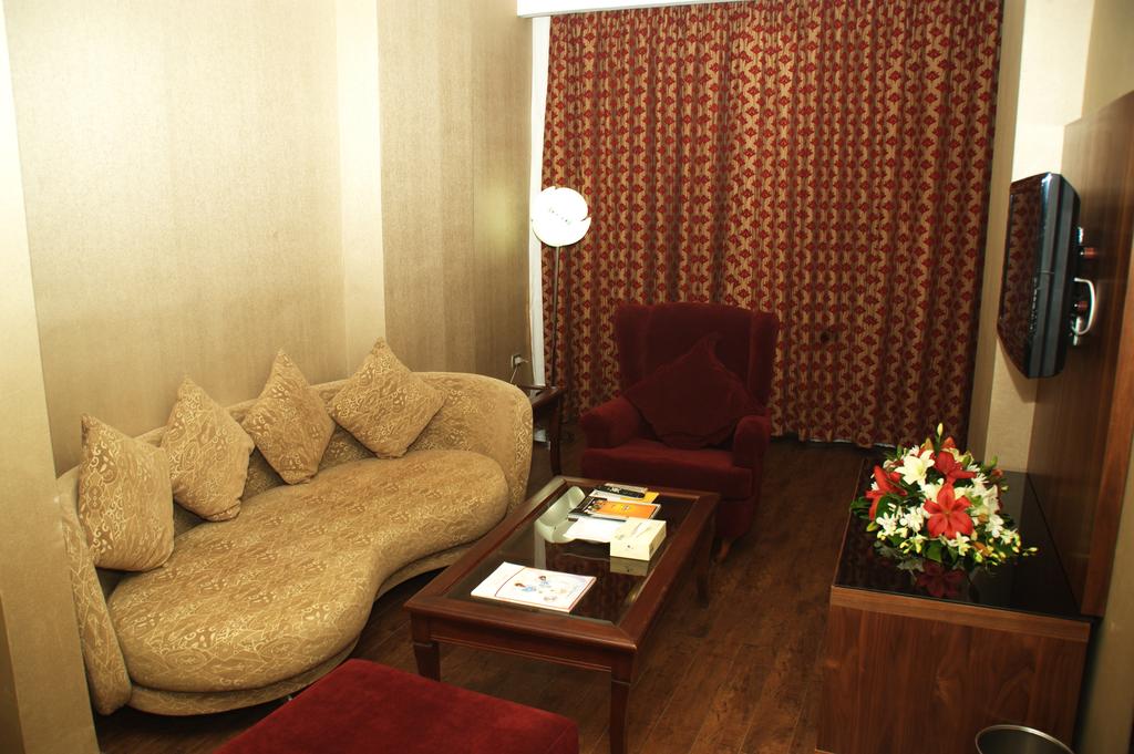 Фото 5958 Days Inn Hotel & Suites 4* Акаба Иордания