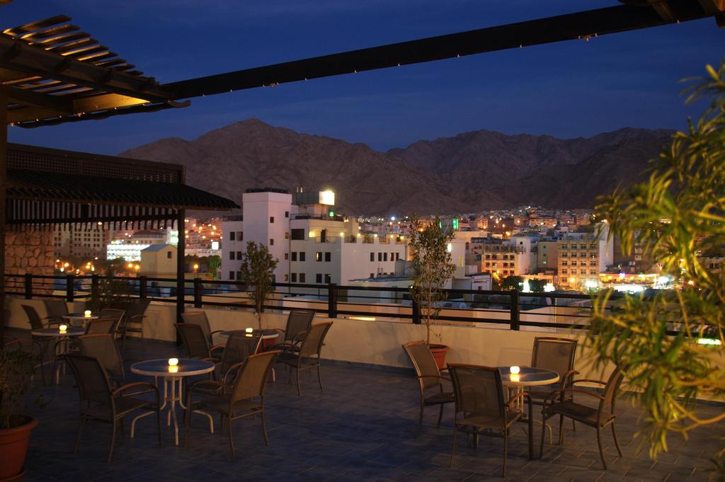Фото 5959 Days Inn Hotel & Suites 4* Акаба Иордания